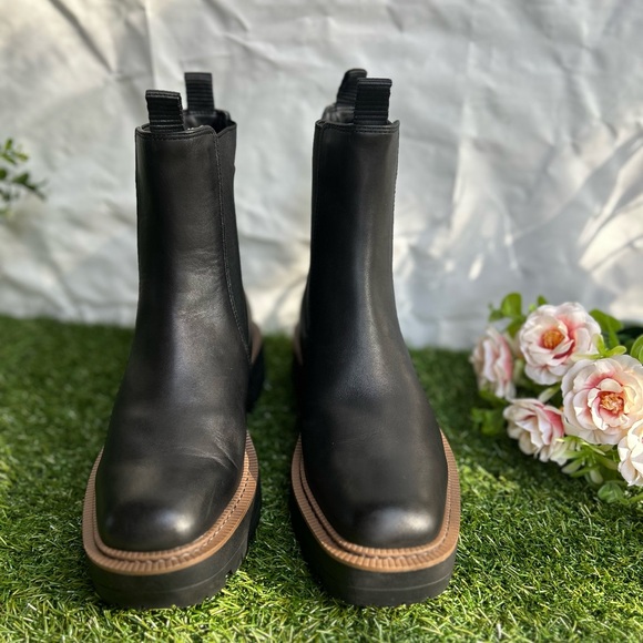 EDELMAN
Laguna Chelsea boots black size 7.5 gently used
$205 - Picture 9 of 16